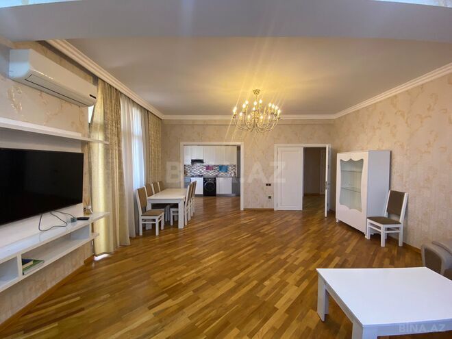 İcarəyə verilir 3 otaqlı yeni tikili 159 m², 28 May m., photo 26 from 30