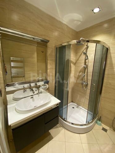 İcarəyə verilir 3 otaqlı yeni tikili 159 m², 28 May m., photo 6 from 30