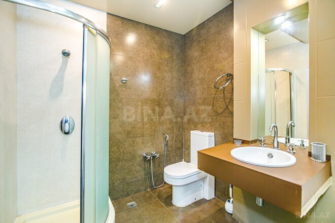 İcarəyə verilir 3 otaqlı yeni tikili 175 m², 28 May m., photo 18 from 25