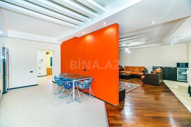 İcarəyə verilir 3 otaqlı yeni tikili 175 m², 28 May m., photo 9 from 25