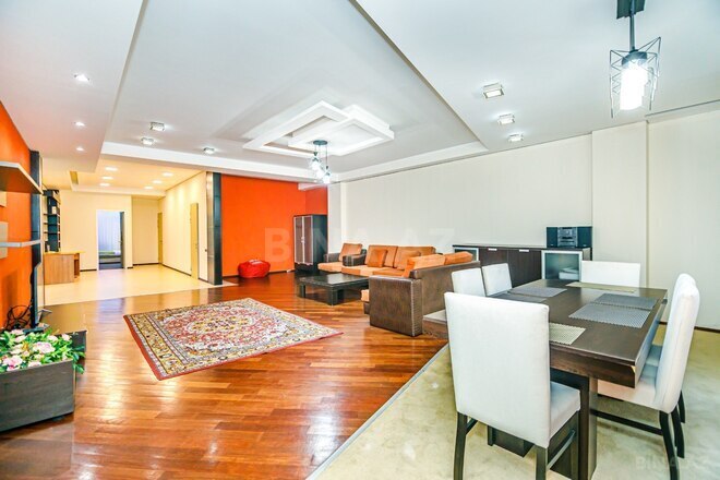 İcarəyə verilir 3 otaqlı yeni tikili 175 m², 28 May m., photo 3 from 25