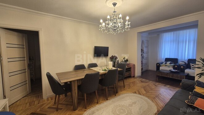 Satılır 3 otaqlı köhnə tikili 105 m², Sahil m., photo 5 from 8