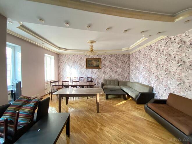 Satılır 7 otaqlı həyət evi/bağ evi 400 m², Badamdar q., photo 20 from 22