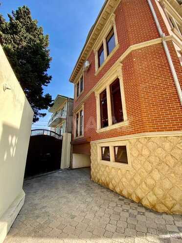 Satılır 5 otaqlı həyət evi/bağ evi 420 m², Avtovağzal m., photo 4 from 31