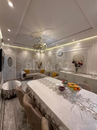 Продаётся 3-комн. вторичка 90 м², м. Ази Асланов, photo 4 from 16