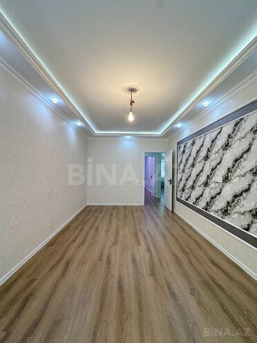 Продаётся 3-комн. вторичка 65 м², м. Ази Асланов, photo 4 from 17