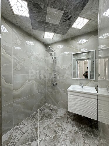 Продаётся 3-комн. вторичка 65 м², м. Ази Асланов, photo 10 from 17