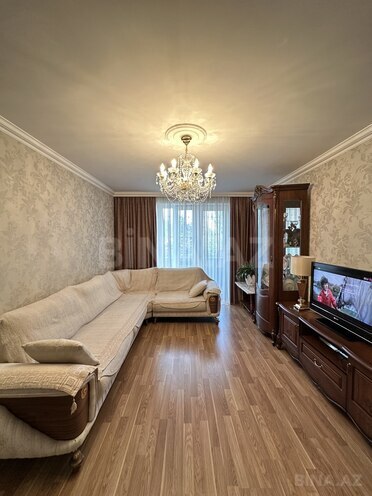 Продаётся 3-комн. вторичка 75 м², пос. Бакиханова, photo 1 from 21