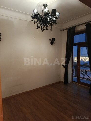 Satılır 3 otaqlı köhnə tikili 115 m², İçəri Şəhər m., photo 13 from 18