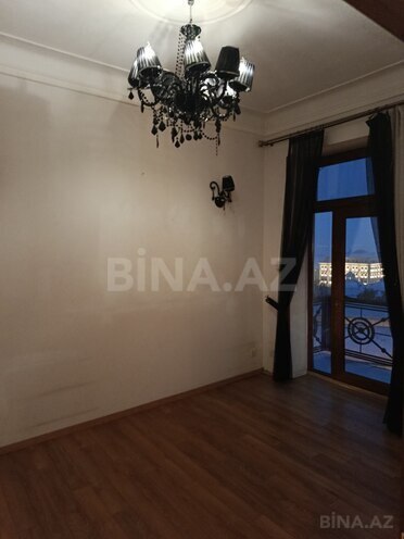 Satılır 3 otaqlı köhnə tikili 115 m², İçəri Şəhər m., photo 14 from 18