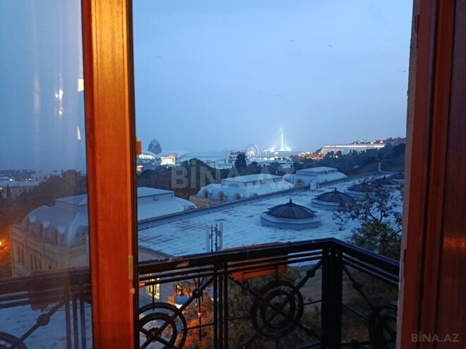 Satılır 3 otaqlı köhnə tikili 115 m², İçəri Şəhər m., photo 5 from 18