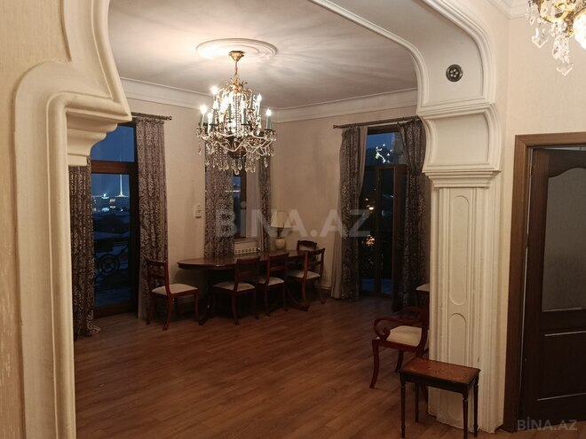 Satılır 3 otaqlı köhnə tikili 115 m², İçəri Şəhər m., photo 6 from 18