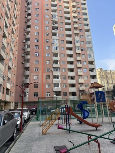 Сдаётся 3-комн. новостройка 145 м², Насиминский  р., photo 20 from 23