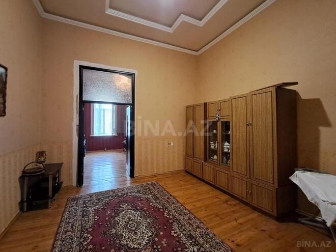 Satılır 4 otaqlı köhnə tikili 130 m², Bayıl q., photo 8 from 13