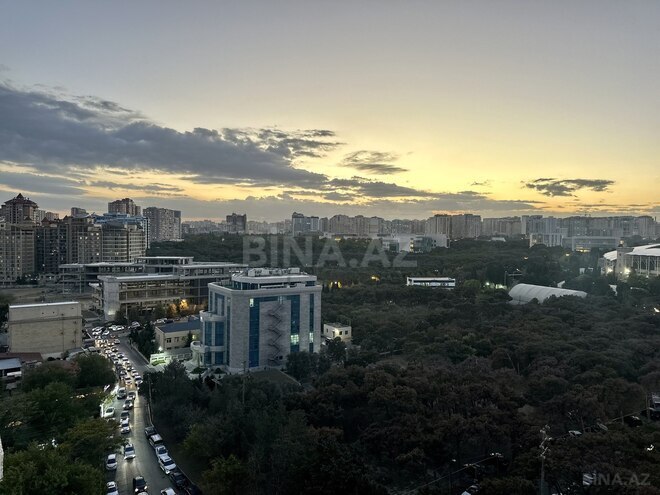 Продаётся 3-комн. новостройка 100 м², м. Гянджлик, photo 1 from 12