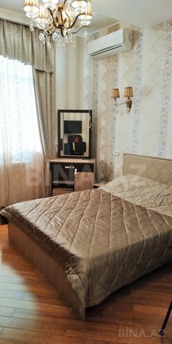 Сдаётся 3-комн. новостройка 110 м², м. Ичеришехер, photo 8 from 16