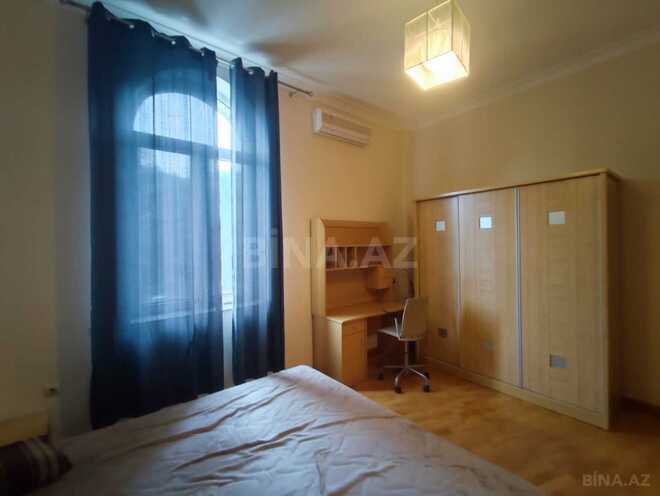 Сдаётся 3-комн. вторичка 120 м², м. Ичеришехер, photo 8 from 13