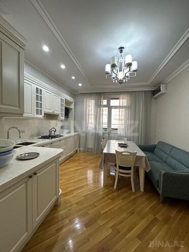 İcarəyə verilir 4 otaqlı yeni tikili 200 m², 28 May m., photo 11 from 14