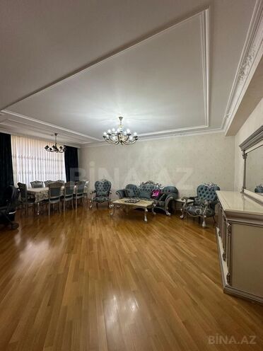 İcarəyə verilir 4 otaqlı yeni tikili 200 m², 28 May m., photo 3 from 14