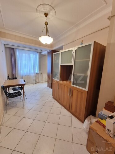 Продаётся 4-комн. новостройка 190 м², м. Низами, photo 14 from 17