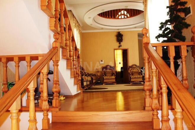 Satılır 7 otaqlı həyət evi/bağ evi 336 m², İnşaatçılar m., photo 16 from 32