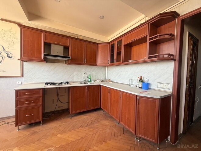 Satılır 5 otaqlı köhnə tikili 200 m², İçəri Şəhər m., photo 20 from 32