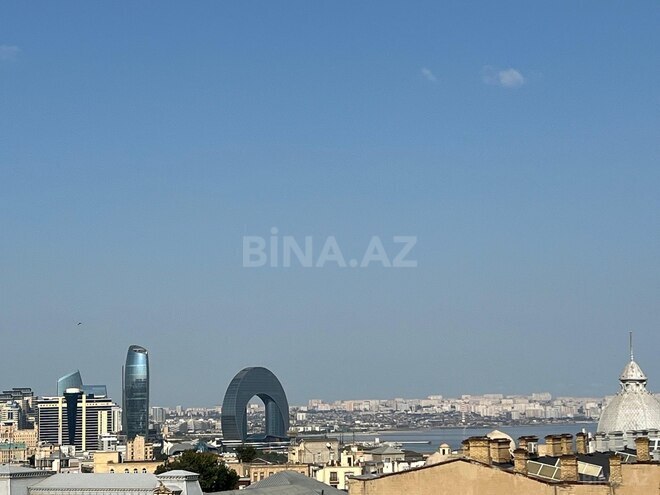 Satılır 5 otaqlı köhnə tikili 200 m², İçəri Şəhər m., photo 3 from 32