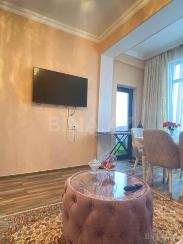 Продаётся 2-комн. новостройка 56 м², м. Нефтчиляр, photo 7 from 21
