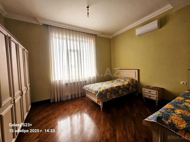 Satılır 6 otaqlı həyət evi/bağ evi 400 m², Novxanı q., photo 14 from 32