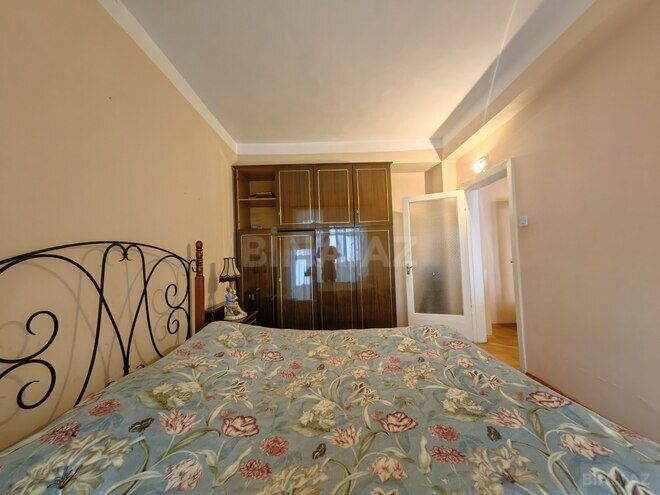 Продаётся 4-комн. вторичка 170 м², м. Ичеришехер, photo 13 from 32
