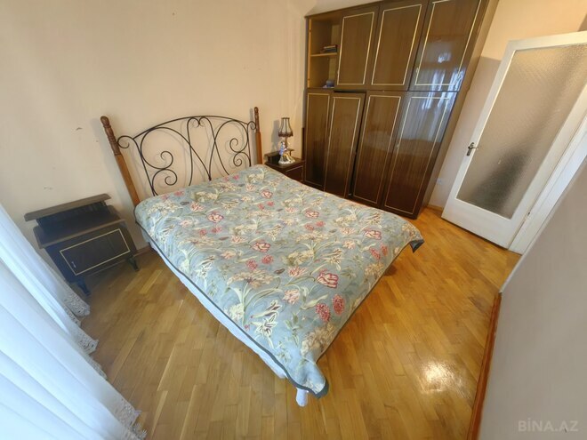 Продаётся 4-комн. вторичка 170 м², м. Ичеришехер, photo 20 from 32