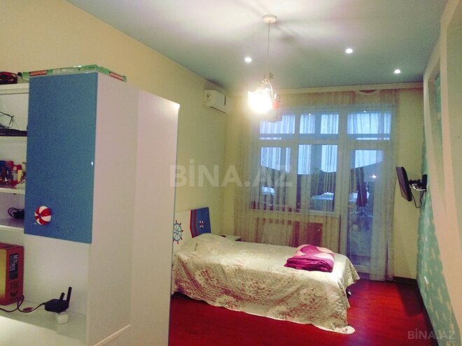 Продаётся 4-комн. новостройка 180 м², м. Элмляр Академиясы, photo 13 from 29