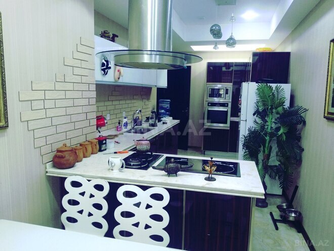 Продаётся 4-комн. новостройка 180 м², м. Элмляр Академиясы, photo 25 from 29
