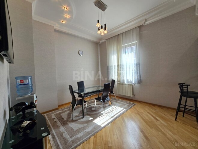 İcarəyə verilir 3 otaqlı yeni tikili 190 m², Gənclik m., photo 13 from 23