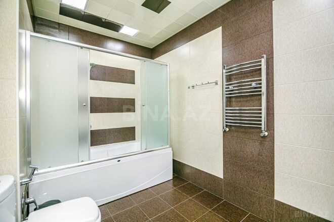 İcarəyə verilir 3 otaqlı yeni tikili 135 m², 28 May m., photo 18 from 31