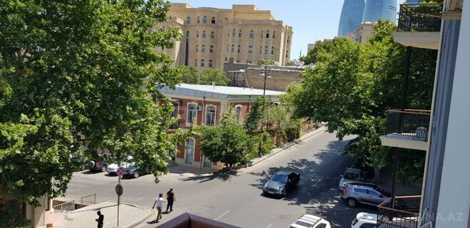 Продаётся 3-комн. вторичка 85 м², м. Ичеришехер, photo 9 from 14