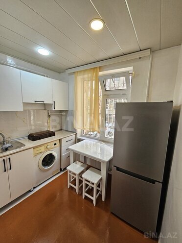 Сдаётся 1-комн. вторичка 40 м², м. Элмляр Академиясы, photo 5 from 14
