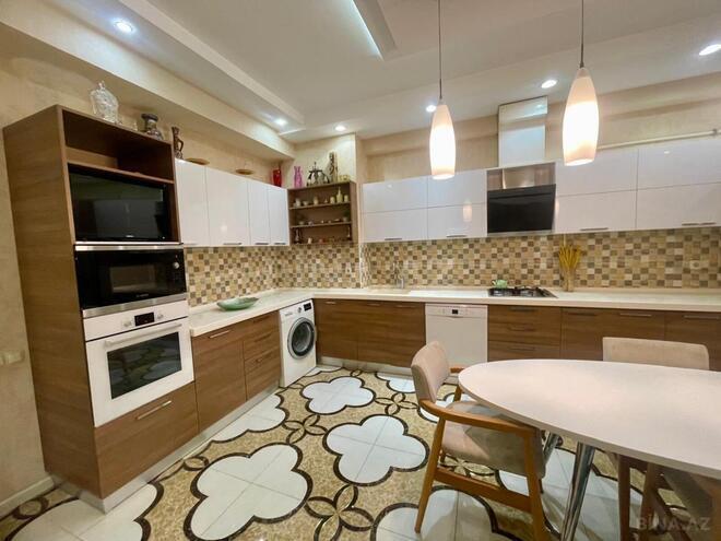 Продаётся 3-комн. новостройка 133 м², м. Ази Асланов, photo 3 from 32