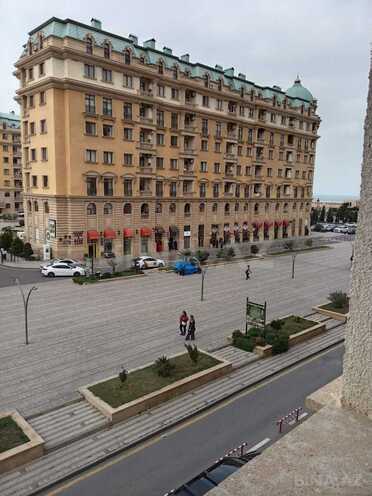 Продаётся 3-комн. новостройка 106 м², photo 1 from 16