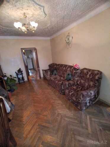 Продаётся 4-комн. вторичка 100 м², м. Иншаатчылар, photo 1 from 15