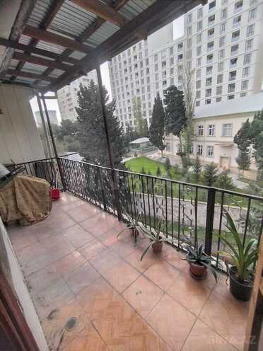 Продаётся 4-комн. вторичка 100 м², м. Иншаатчылар, photo 8 from 15