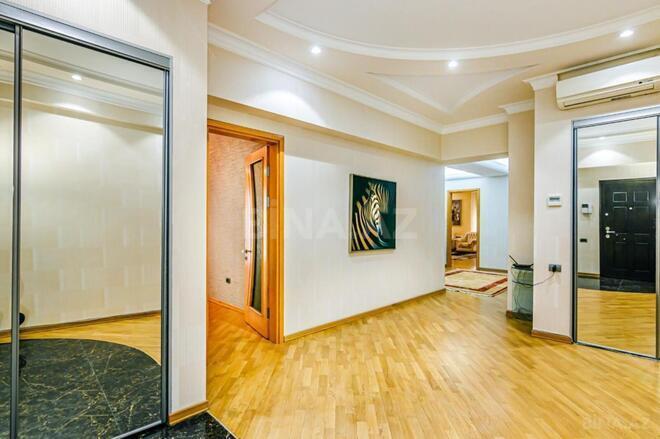 Satılır 4 otaqlı yeni tikili 188 m², İçəri Şəhər m., photo 10 from 32