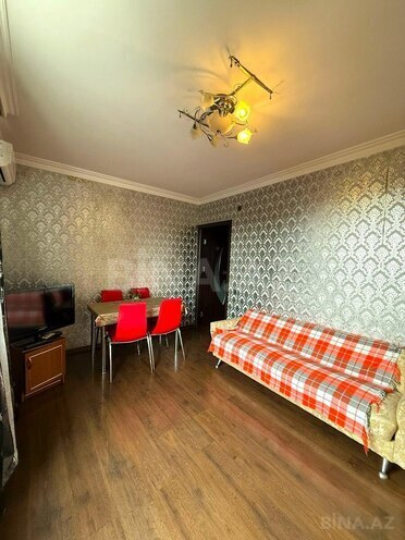Satılır 2 otaqlı köhnə tikili 55 m², Bakıxanov q., photo 3 from 17