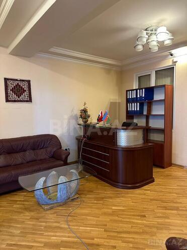 Сдаётся 4-комн. офис 155 м², м. Элмляр Академиясы, photo 7 from 17