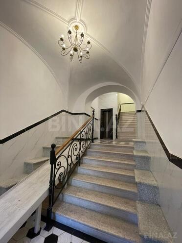 Продаётся 3-комн. вторичка 70 м², м. Сахил, photo 8 from 24