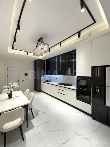 Satılır 4 otaqlı yeni tikili 195 m², 28 May m., photo 4 from 20