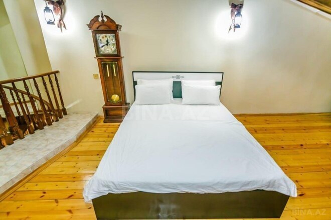 Satılır 6 otaqlı köhnə tikili 320 m², Sahil m., photo 18 from 31