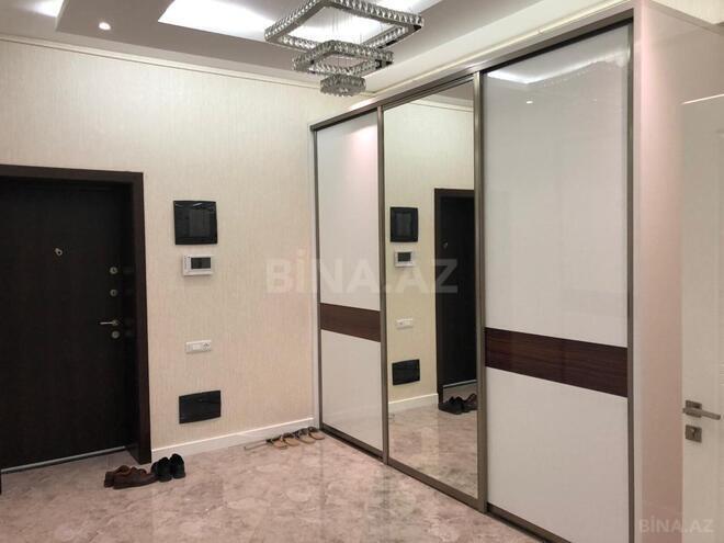 Сдаётся 4-комн. новостройка 200 м², м. Низами, photo 13 from 19