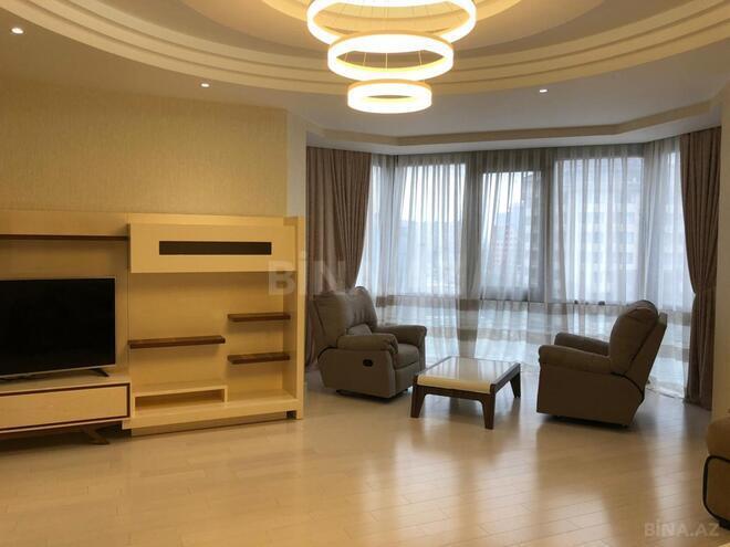 Сдаётся 4-комн. новостройка 200 м², м. Низами, photo 16 from 19
