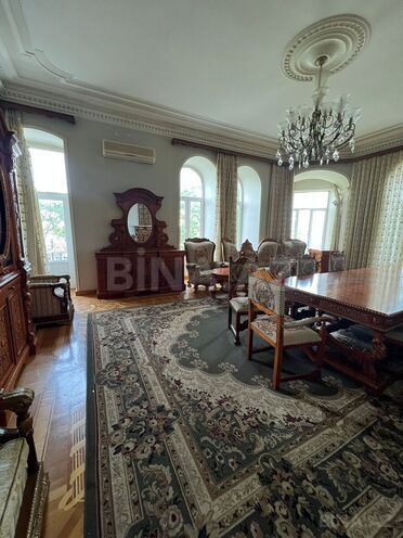 Satılır 4 otaqlı köhnə tikili 180 m², İçəri Şəhər m., photo 8 from 17
